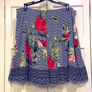 White House Black Market Black & Red Swing Skirt Women’s Size 10